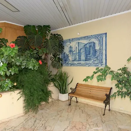 Flh * アルマカオ・デ・ペラ